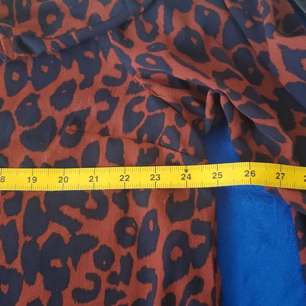 She + Sky Rust & Navy Blue Cheetah Print Blouse Plus Size 2XL Front Tie Top - Picture 2 of 9
